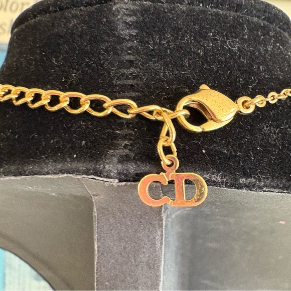 Christian Dior Gold Heart & Rhinestone Pendant Necklace - Picture 6 of 10